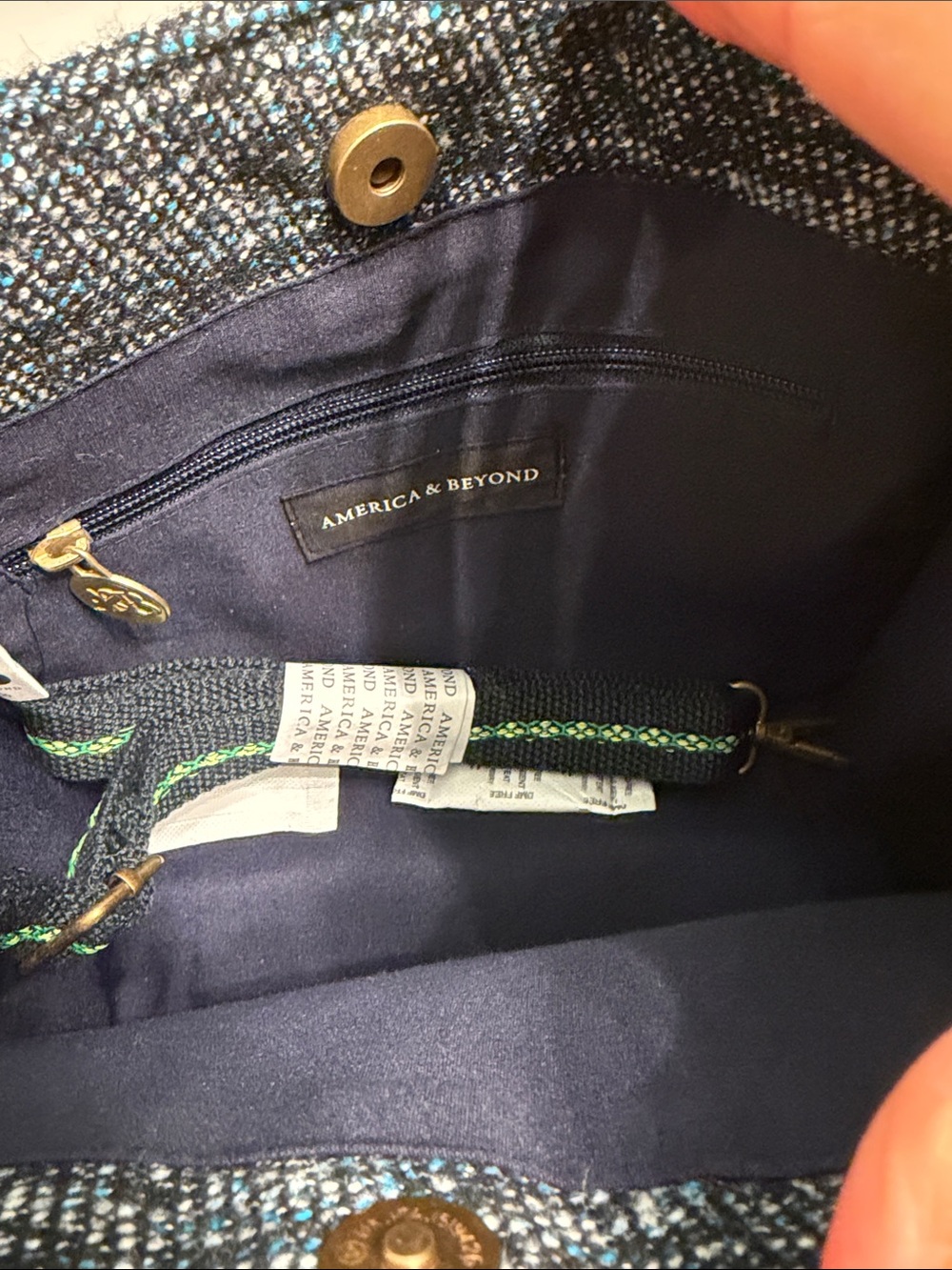 America & Beyond Beaded Floral Tote Bag in Dark Blue - Picture 6 of 7